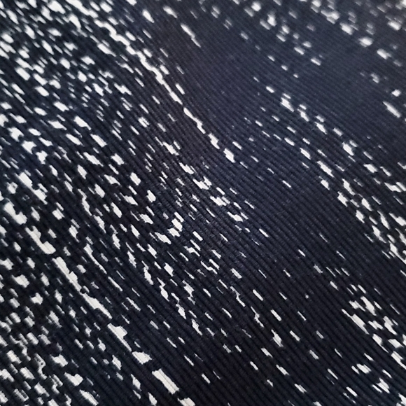 Jones New York navy skirt - Picture 4 of 4